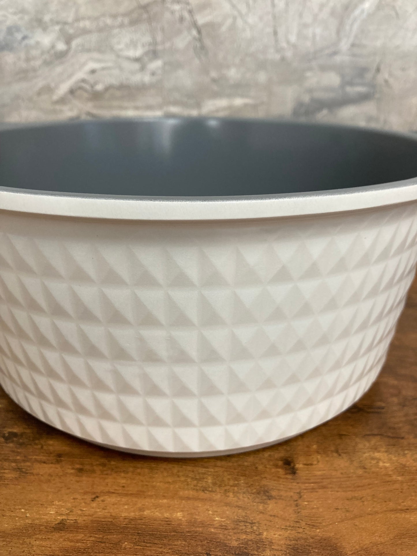 White Cooking Pot 24 cm( approx 5QT) Cast Aluminum Stock pot ,Non Stick Ceramic Coated 0% PTFE 0% PFOA Kitchen stove oven.