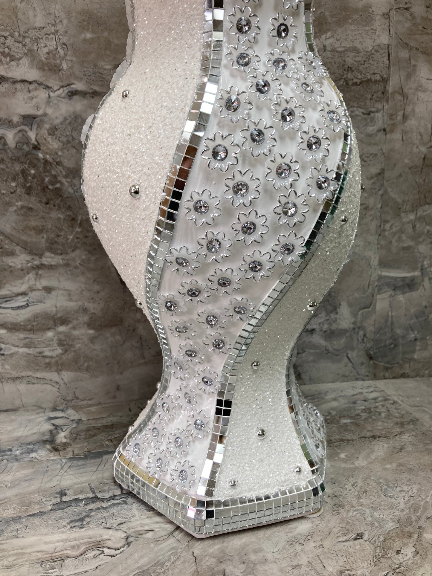 Silver Color With White Glitter Vase Home Decor Shinny Mirrors Flower.